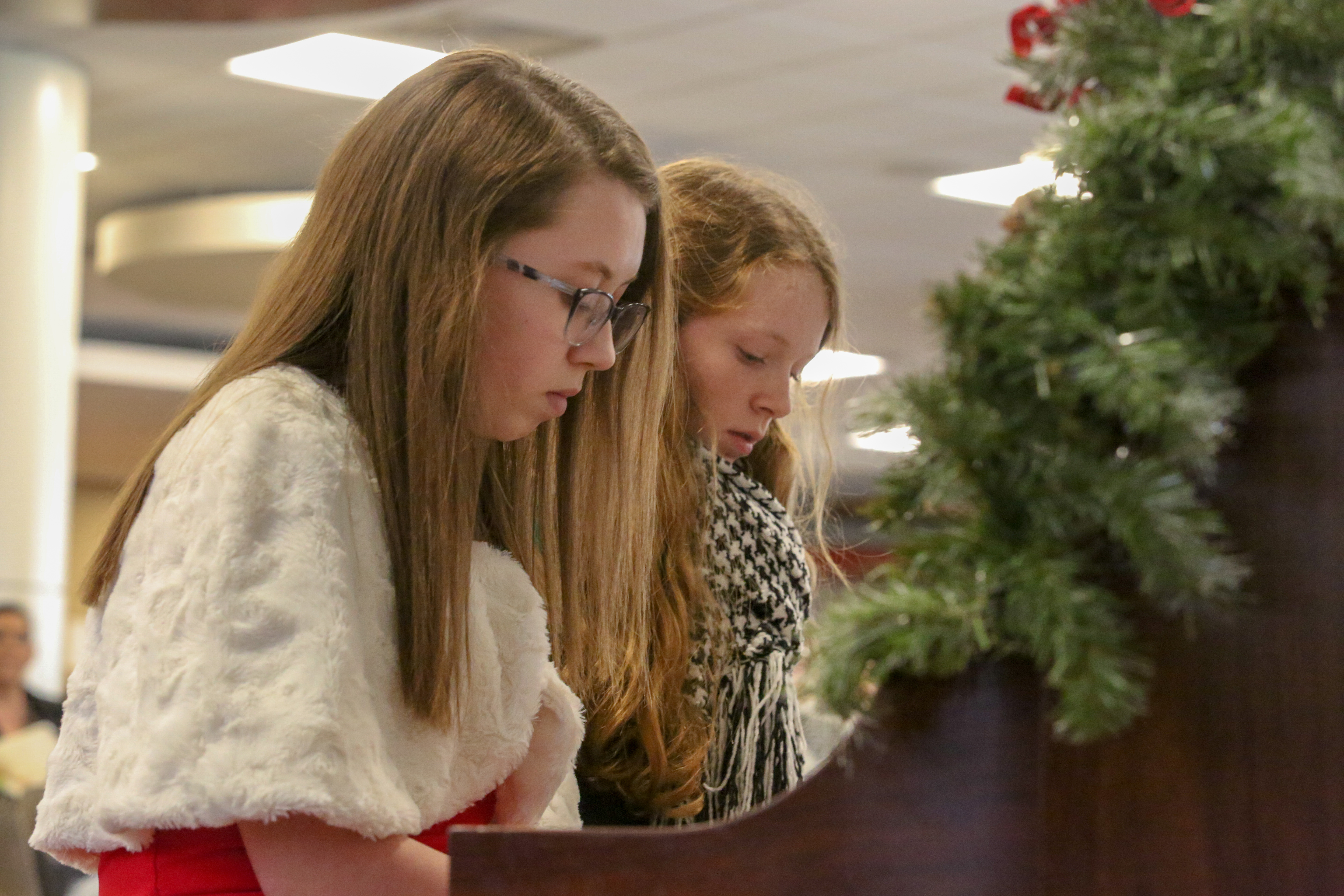 DMS Piano Lab class at IUSB