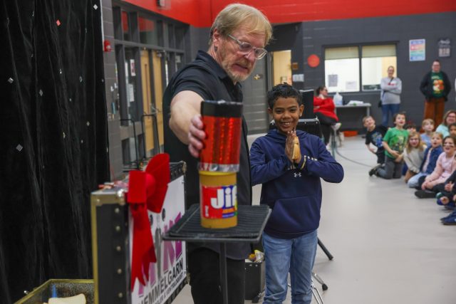 As Thanksgiving kicks off a "Magical" time of the year - Bittersweet brought in a Magician and Ventriloquist to entertain the student body as a fun way to head into Thanksgiving Recess - take a look! #phmexcellence